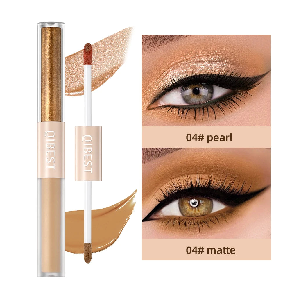 Crayon fard 04# pearl et 04# matte, applicateur et teintes dorées sur paupière